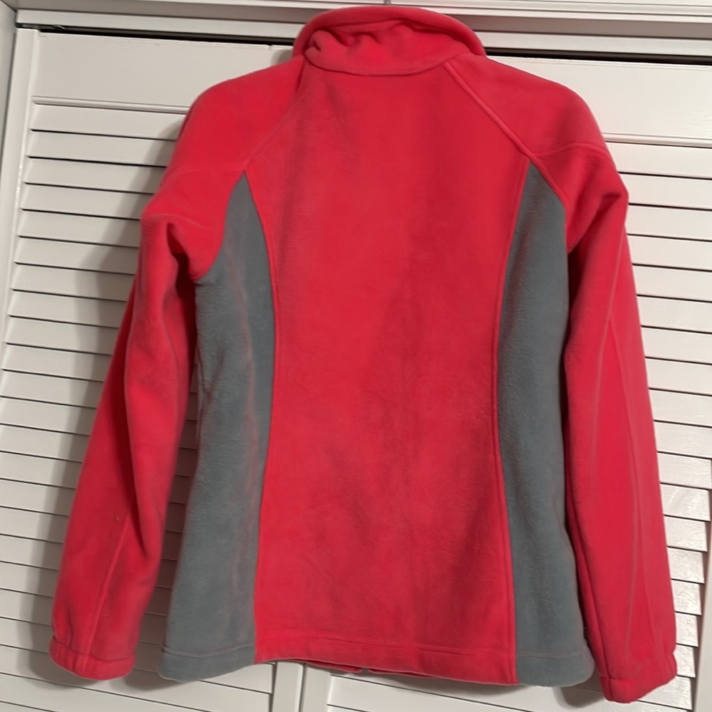 Like new Columbia zip up fleece jacket with two zippered pockets size large L - Picture 5 of 7